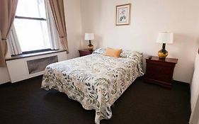 Hotel Deauville New York 2*